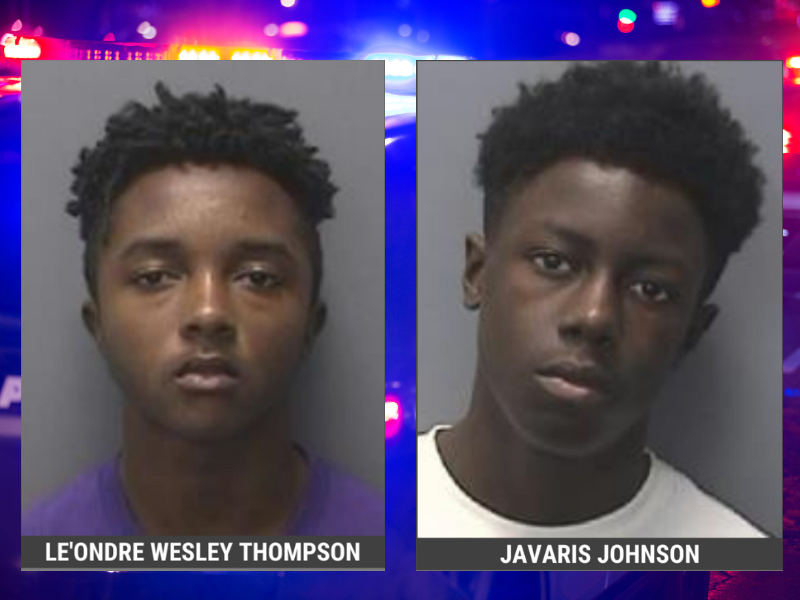 Le'Ondre Wesley y Javaris Johnson